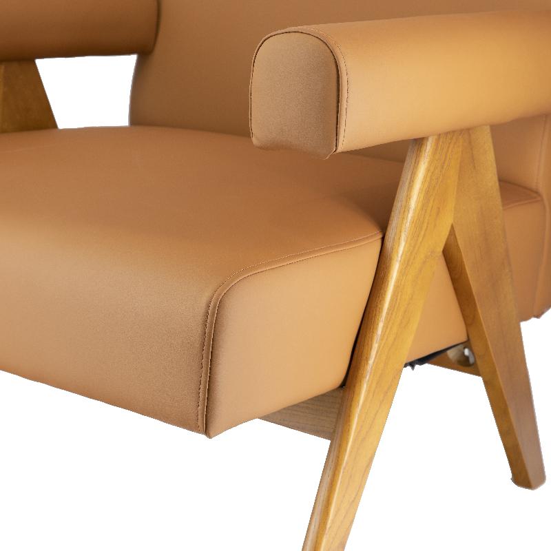 Sillón madera y cuero ecológico reposabrazos Volga