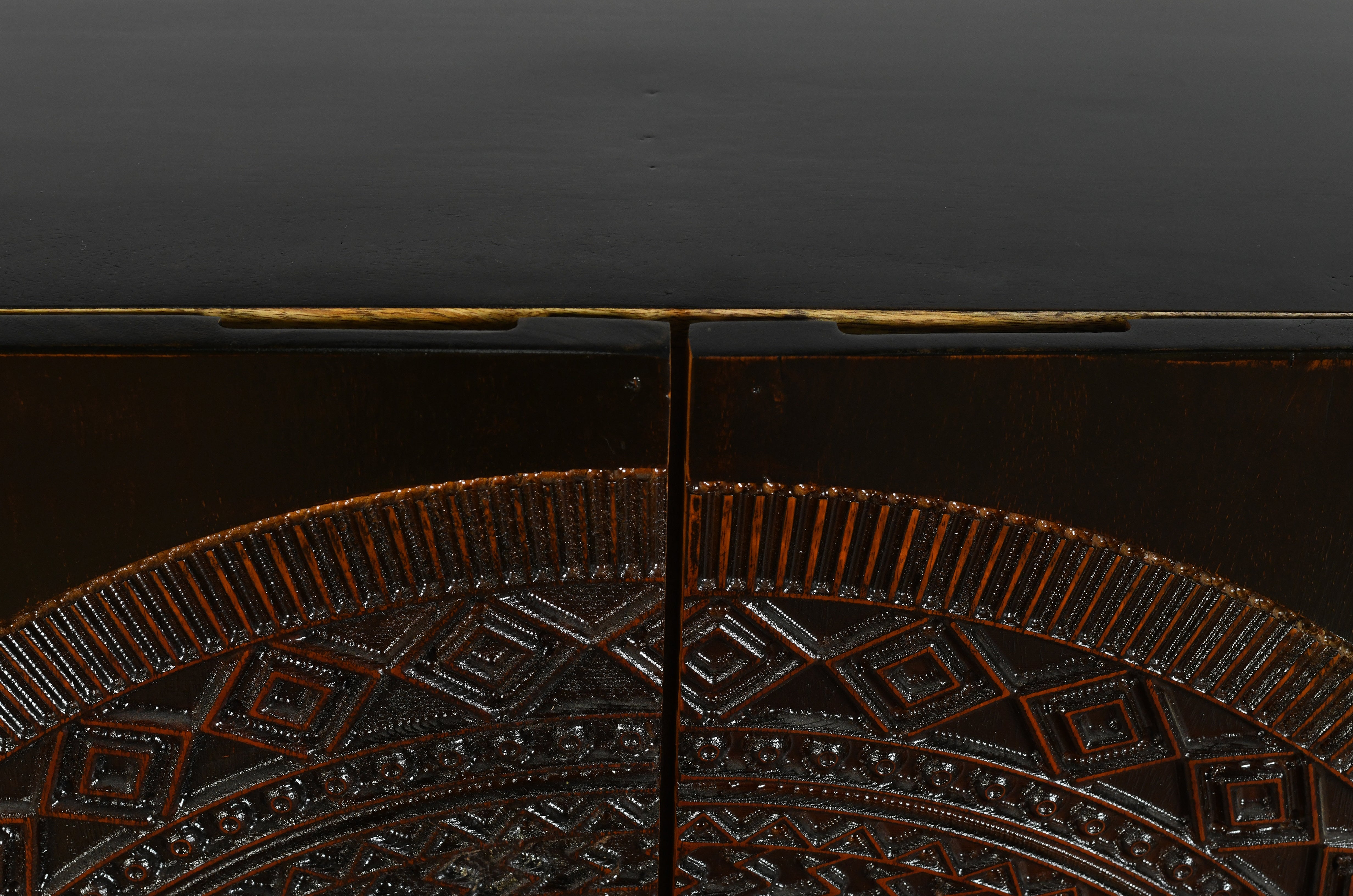 Armario negro de madera de mango Paris