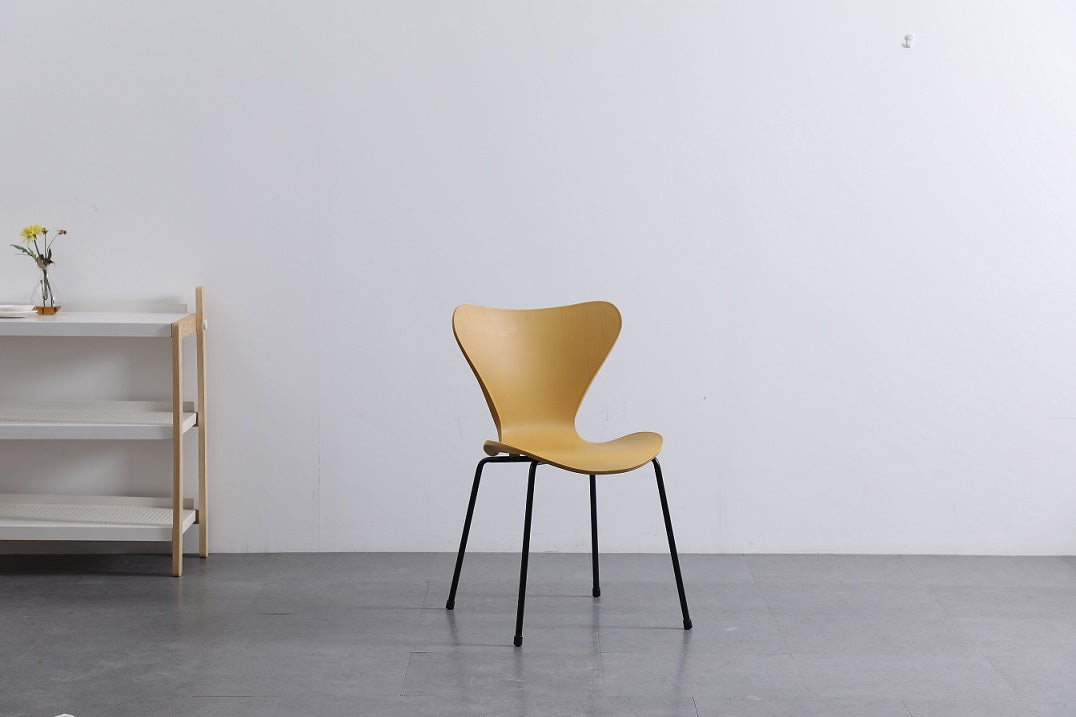 Chaise empilable Vera rose