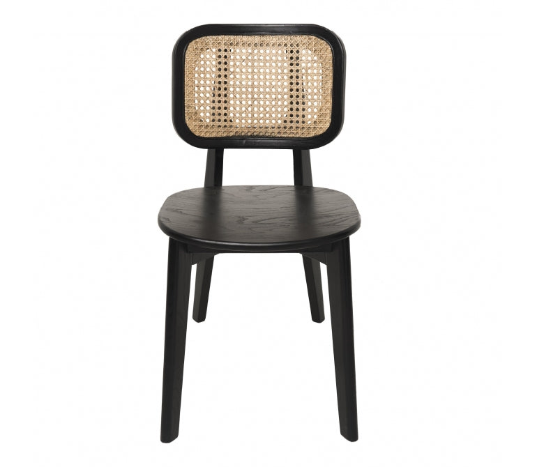 Cadeira de madeira para refeições e cesto Rico