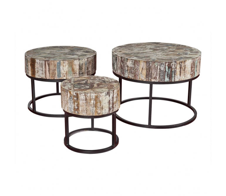 Set di tavolini in legno all'henné