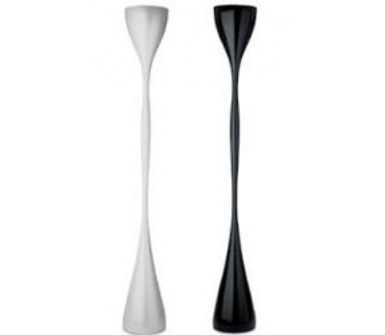 Candeeiro de chão com design Yaz