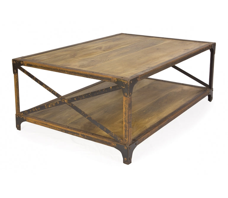 Table basse industrielle vintage pour l'industrie hôtelière