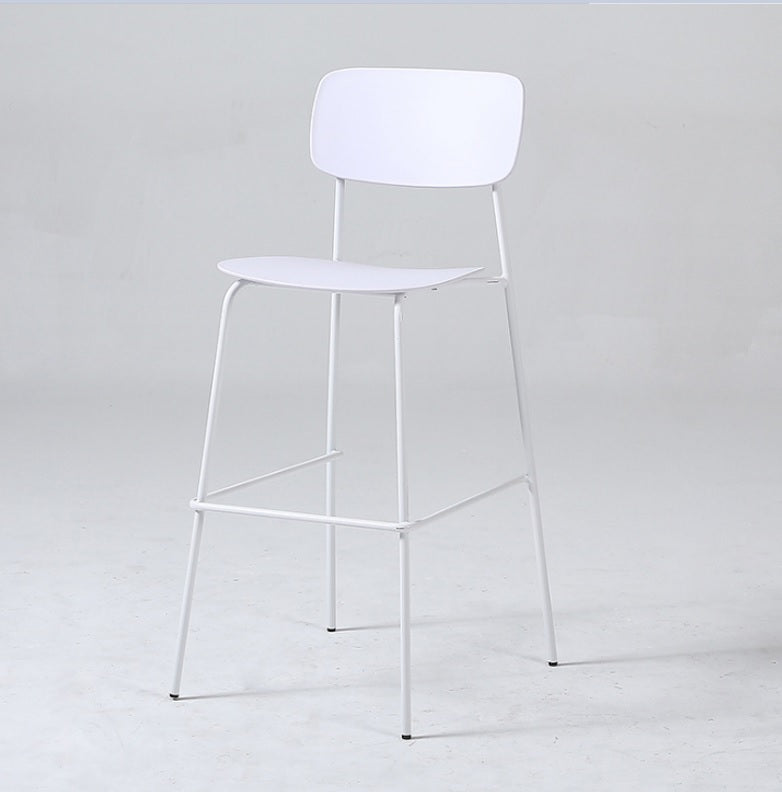 Sgabello Vera impilabile in acciaio bianco
